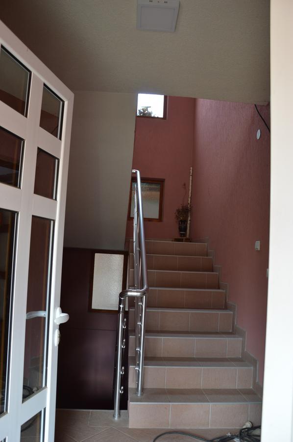 Poseidon Apartment Ni Εξωτερικό φωτογραφία